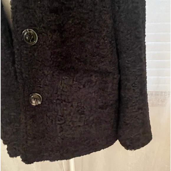LOLA Black Faux Fur Jacket, Made in Italy Front Buttons Closure, Size L Pockets - Picture 11 of 16